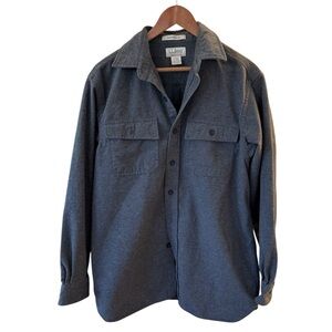 L.L.Bean Men’s Traditional Fit Button-Up Shirt – 100% Cotton medium